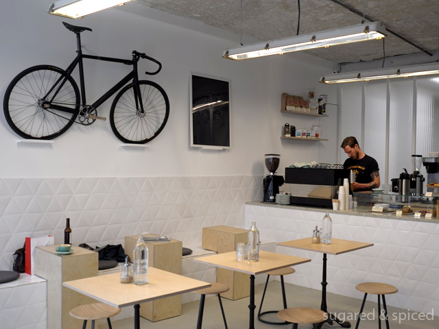 [Paris] Steel Cyclewear & Coffeeshop